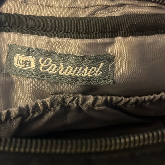 Lug Black Carousel RFID Quilted Small Crossbody Travel Utility Bag Purse - Picture 6 of 6